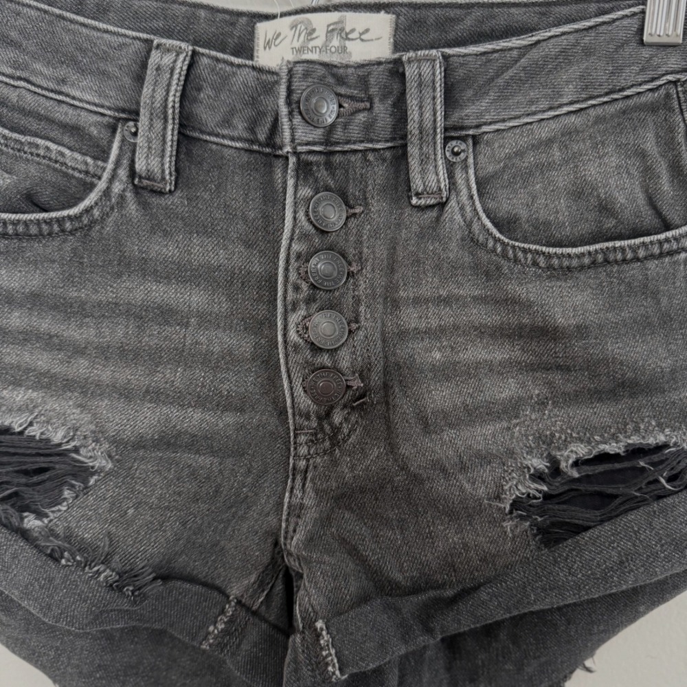 We The Free Free People Romeo Rolled Cuttoff Shorts 100% Cotton Distressed Sz 24 - Picture 5 of 8